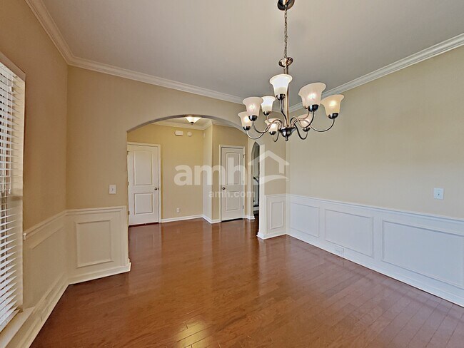 Building Photo - 2630 Anthem Way