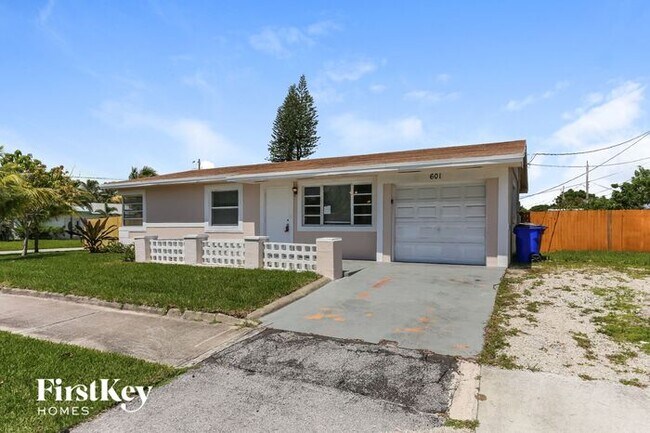 Foto del edificio - 601 SW 14th Ct