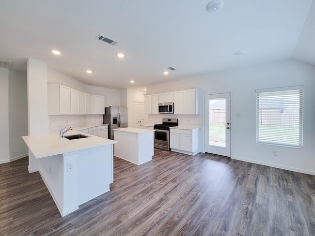 Building Photo - 15711 Vista Sutton Dr