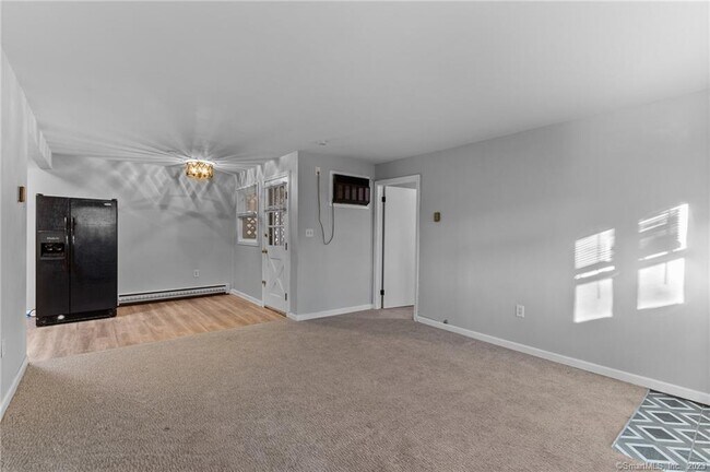 Building Photo - 100 Harrison St