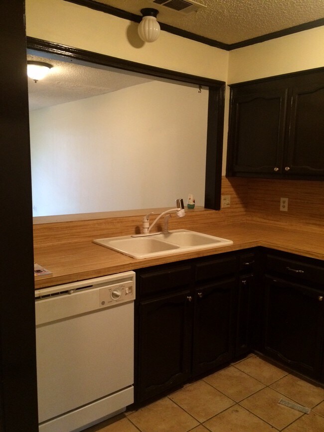 14564 Honeysuckle St Unit 165, Hammond, LA 70401 Condo for Rent in