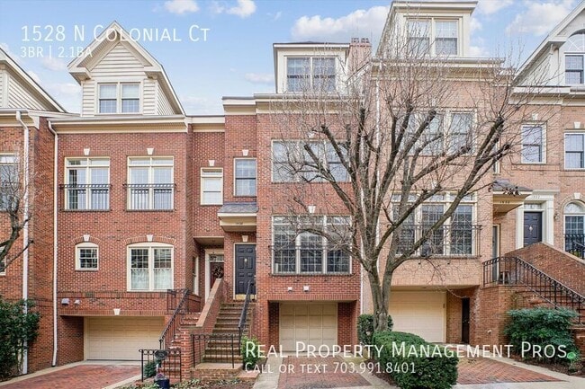 Photo - 1528 N Colonial Ct Townhome