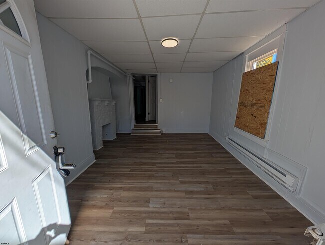 Building Photo - 513 N Indiana Ave