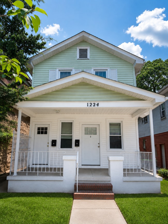 Building Photo - 1224 Monroe Ave