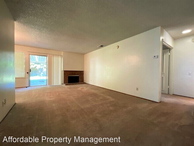 Foto del edificio - 3 br, 2 bath House - 4845 Sally Court