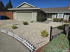 Building Photo - 325 Goshen Ct