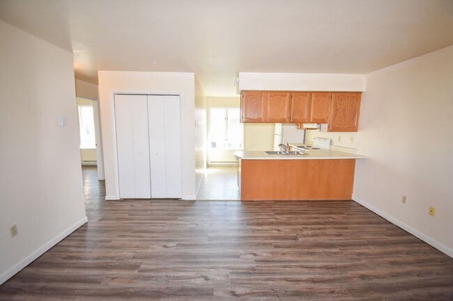 Foto del edificio - Two Bedroom Apartment in Jersey Shore with Many Amenities!