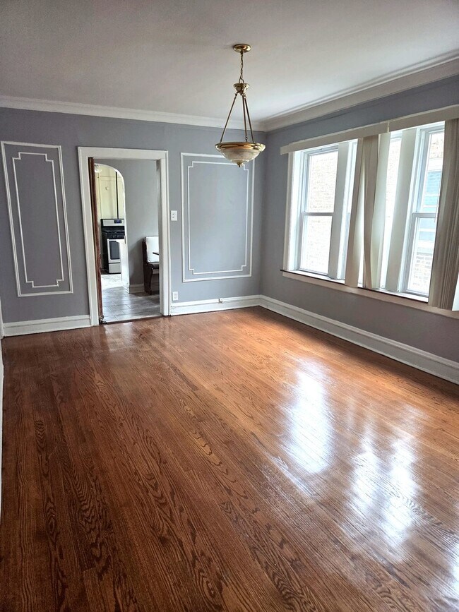 Foto del edificio - 8030 S Paxton Ave