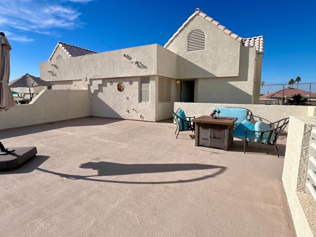 Building Photo - 420 Acoma Blvd S
