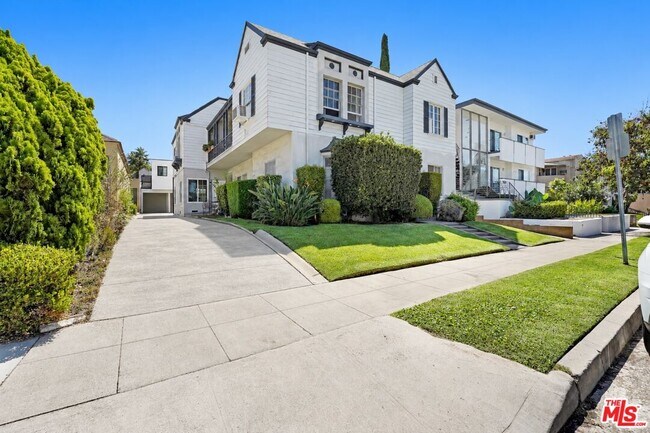 Foto del edificio - 1070 Masselin Ave