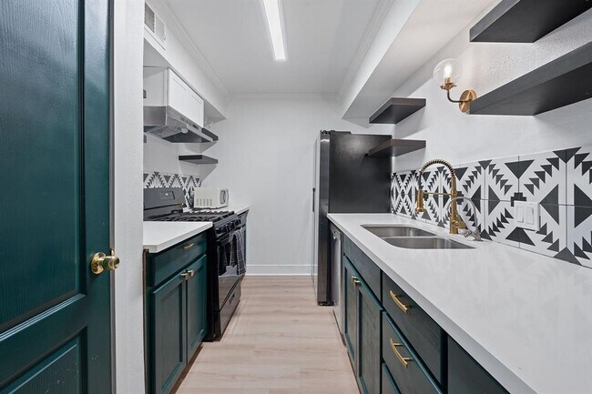 Foto del edificio - 5807 Coventry Ln