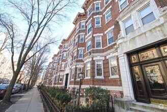 Building Photo - 32 Queensberry St
