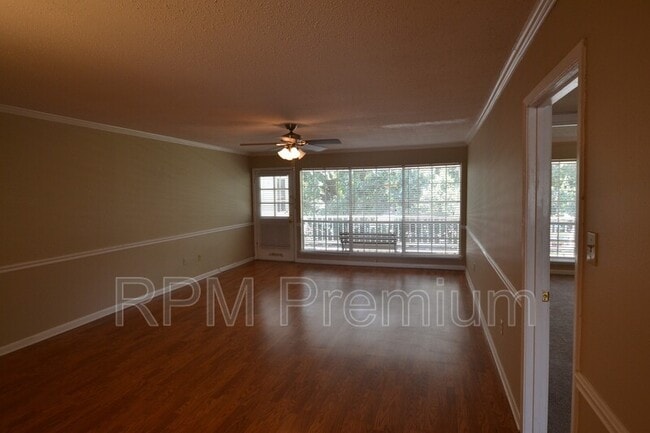 Building Photo - 10444 Jefferson Hwy