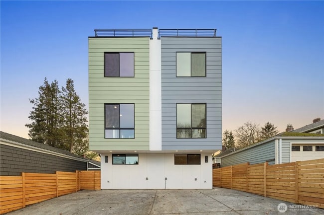 Building Photo - 528 N 72nd St