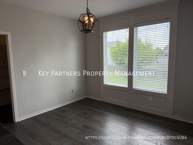 Foto del edificio - 23402 W 52nd Terrace