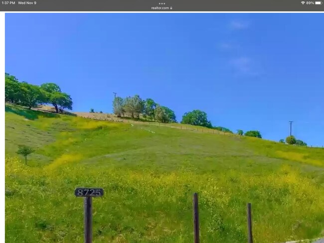 Foto del edificio - 8725 Quail Canyon Rd