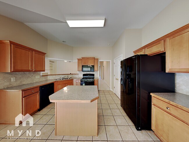 Foto del edificio - 1690 Cooper Lakes Dr