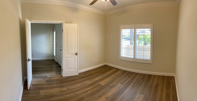 Building Photo - 43142 Caminata Dr