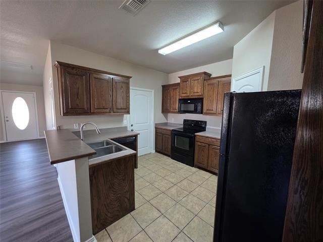 Building Photo - 145 N Meadows Dr