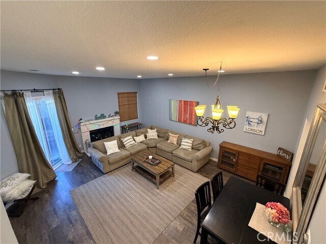 Foto del edificio - 24337 Val Verde Ct