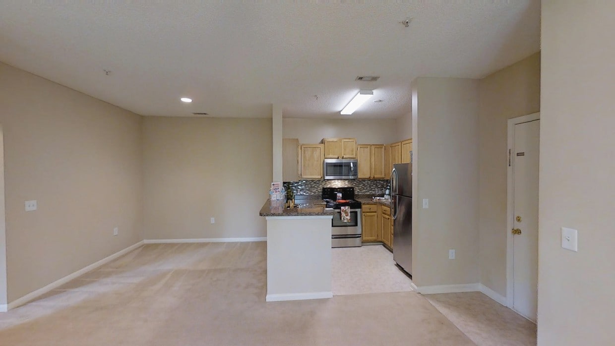 Photo - Heather Park Apartment Homes