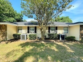 Building Photo - 7000 Lanier Dr