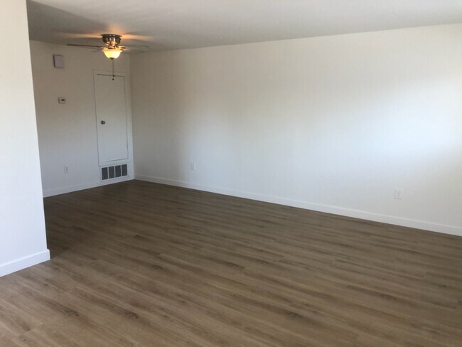 Building Photo - 7758 Arbor Cir
