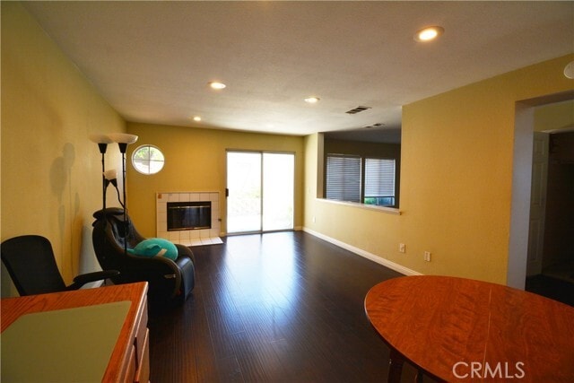 Foto del edificio - 7374 Greenhaven Ave