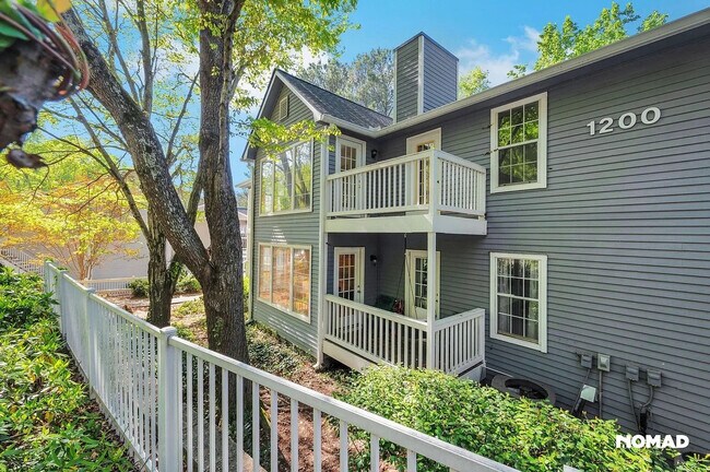 Building Photo - Room in Condo on Gettysburg Pl