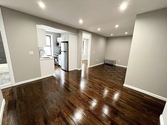 Building Photo - 2 bedroom in BRONX NY 10468