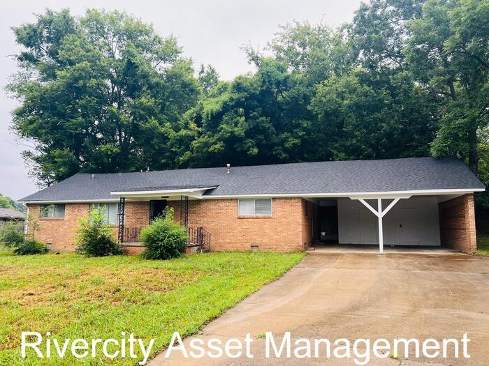 Primary Photo - HOME LOCATED IN COVINGTON,TN!!! SECTION 8 ...
