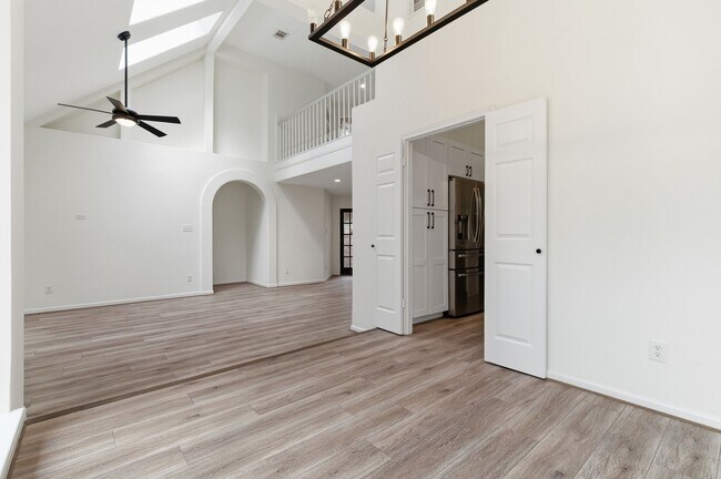 Foto del edificio - 23 Cedar Chase Pl