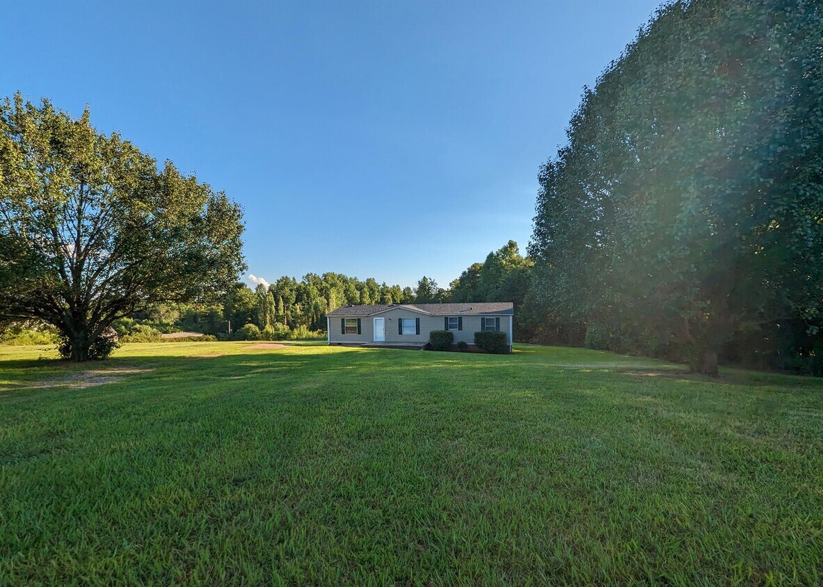 Primary Photo - 180 Nolan Rd