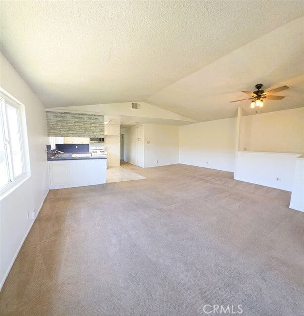 Building Photo - 4442 E Addington Dr