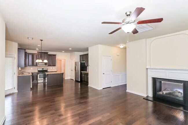 Foto del edificio - 4710 Cabrini Pl