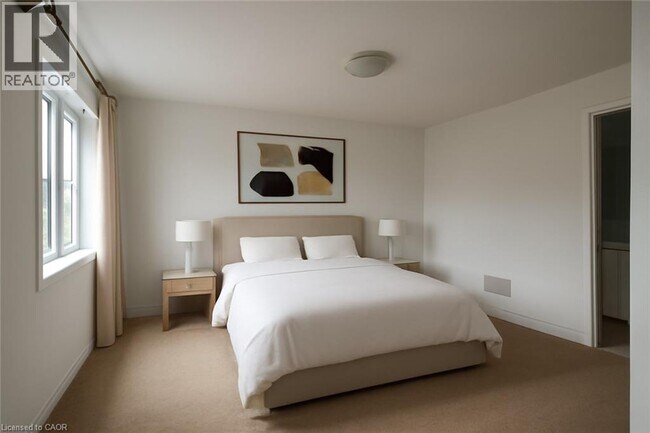 Photo du bâtiment - 324 Equestrian Way