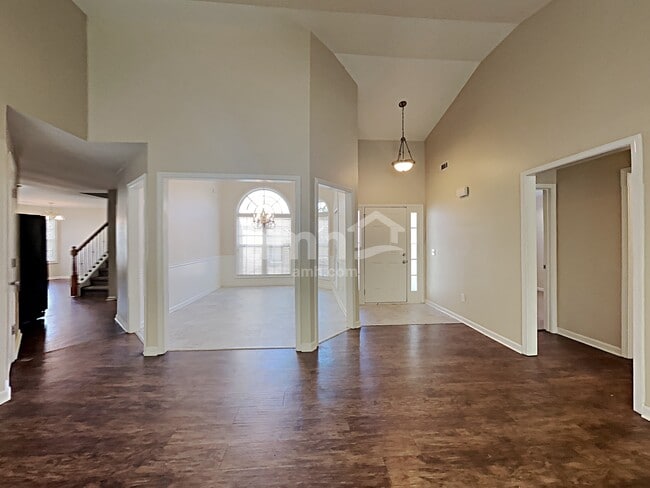 Building Photo - 3815 Hawk Tail Dr