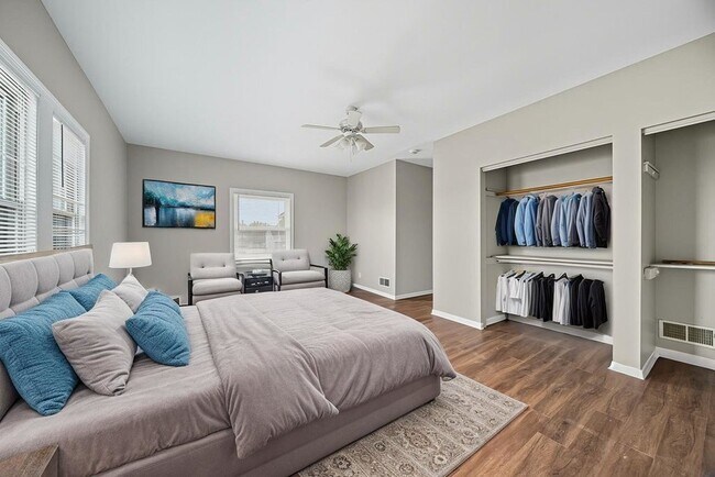 Foto del edificio - 2418 Burr Oak Ave