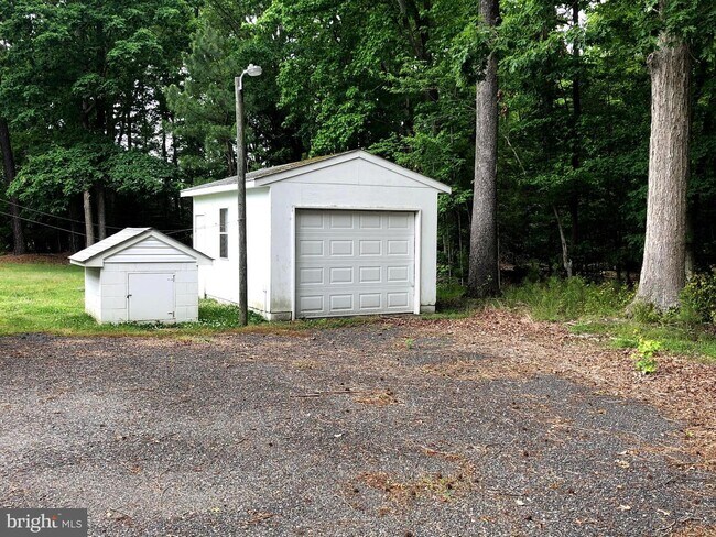 Building Photo - 45686 Happyland Rd