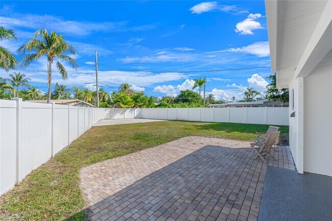 Foto del edificio - 455 SW 14th Ct