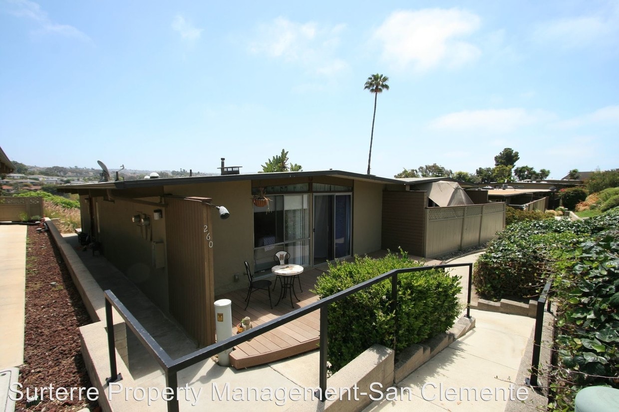 Primary Photo - 2 br, 1 bath House - 260 Del Gado Road