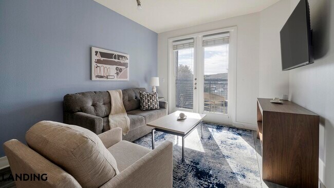 Foto del edificio - 810 W St Johns Ave