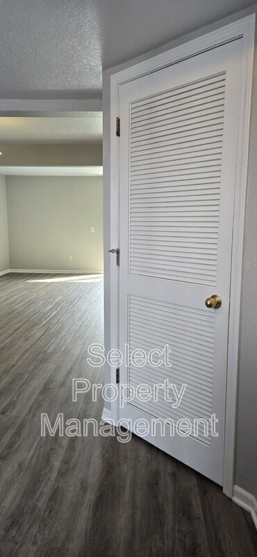 Building Photo - 5444 Evard Rd