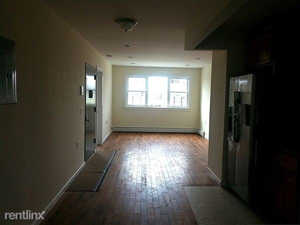 Building Photo - 3107 Seagirt Ave