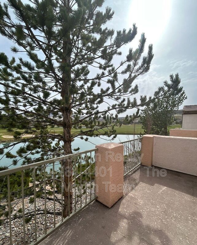 Building Photo - 6230 Ingleston Dr