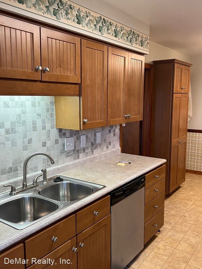 Building Photo - 2 br, 1 bath House - 152 Melbourne Ave