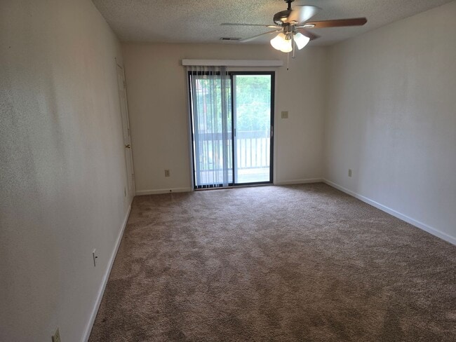 Building Photo - 26 Mustang Ct