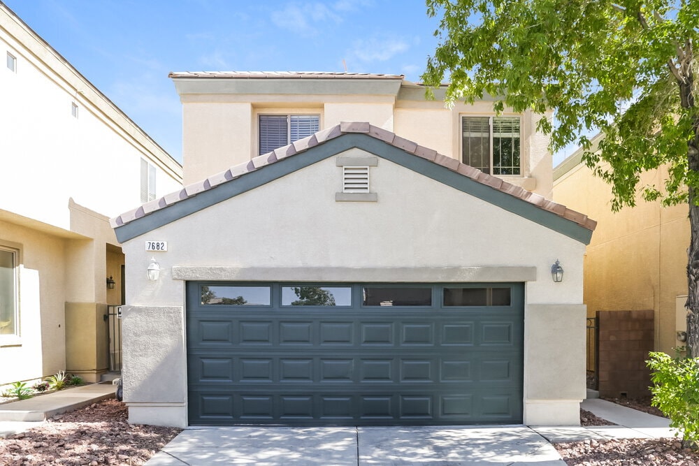 Foto principal - 7682 Gentle Grazer St