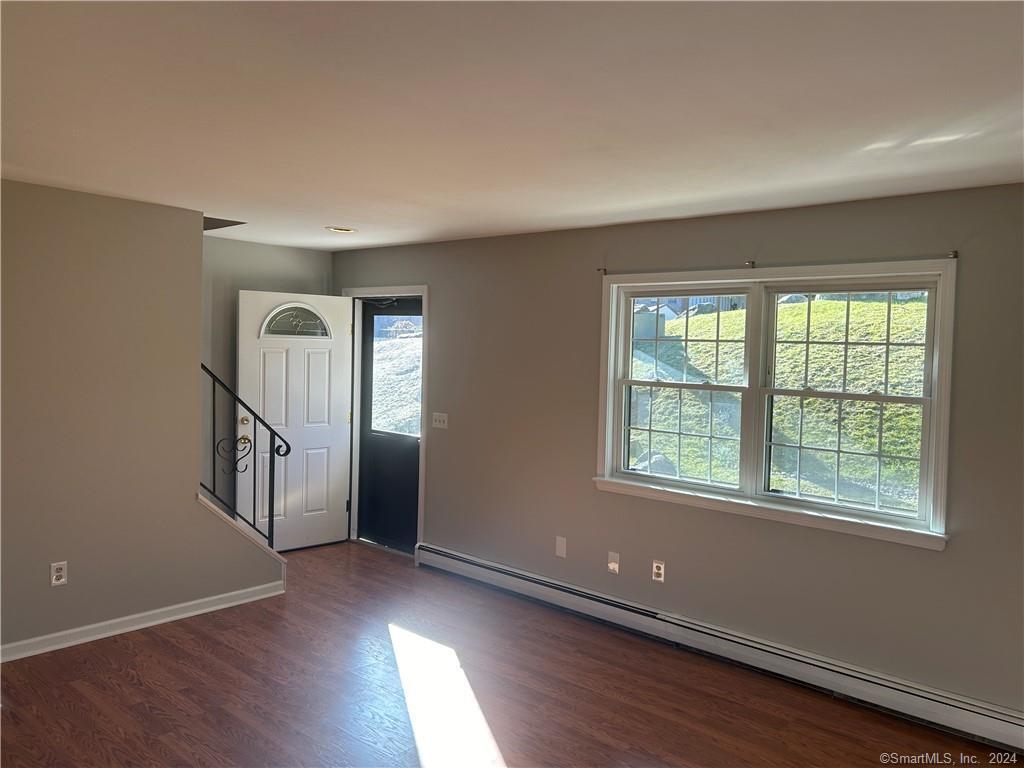 Foto principal - 112 Homestead Ln