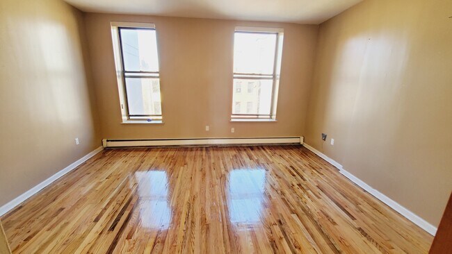Building Photo - 241 W 122nd St